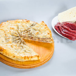 Осетинский пирог с мясом и сыром фото